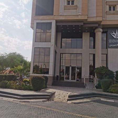 Express Seven Palaces Hotel Hafar Al-Batin Exterior photo